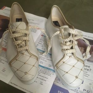 Rare vintage women ‘s Stewart weitzman size 5.5 M